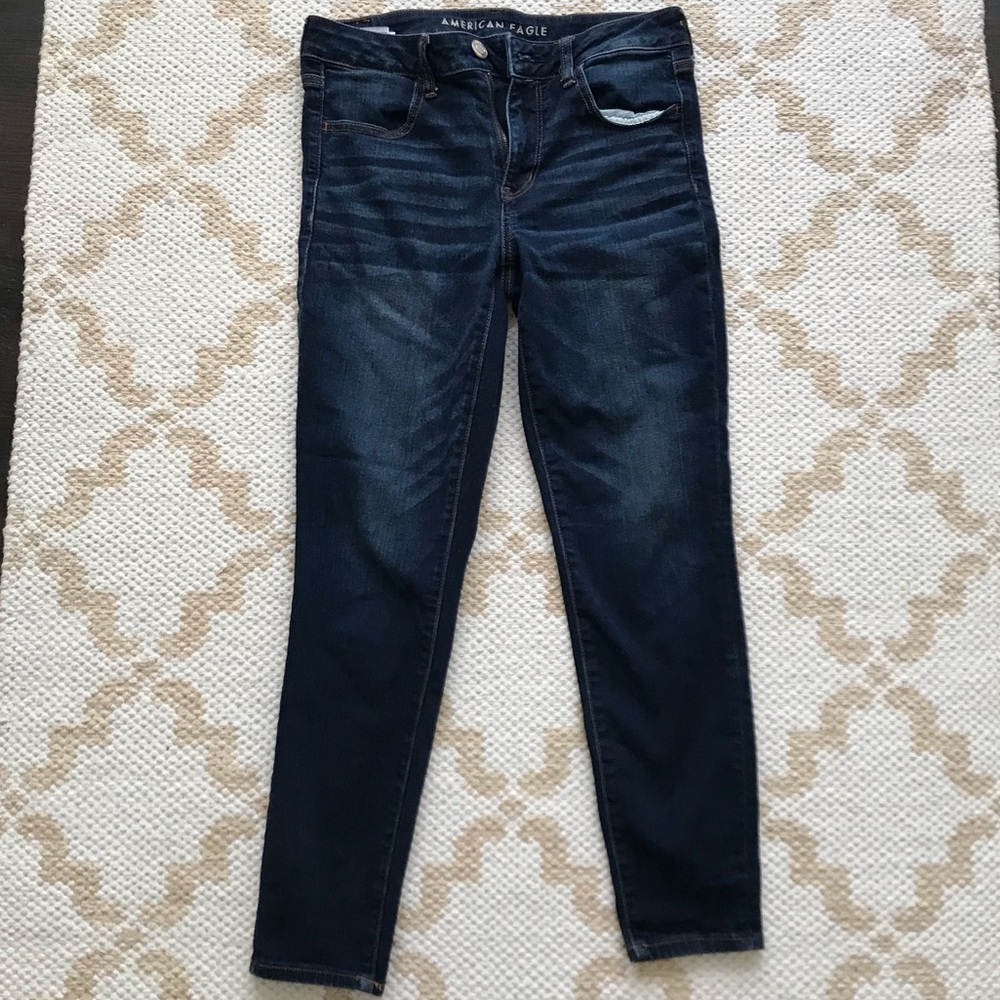 ankle cut american eagle jeans